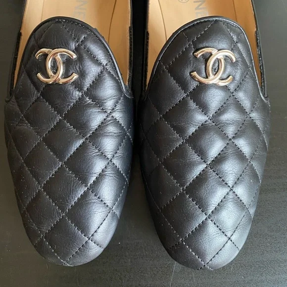 EUC Chanel CC Lambskin Quilted Leather Loafers Flats size 37.5 fits 6.5 - Picture 5 of 11